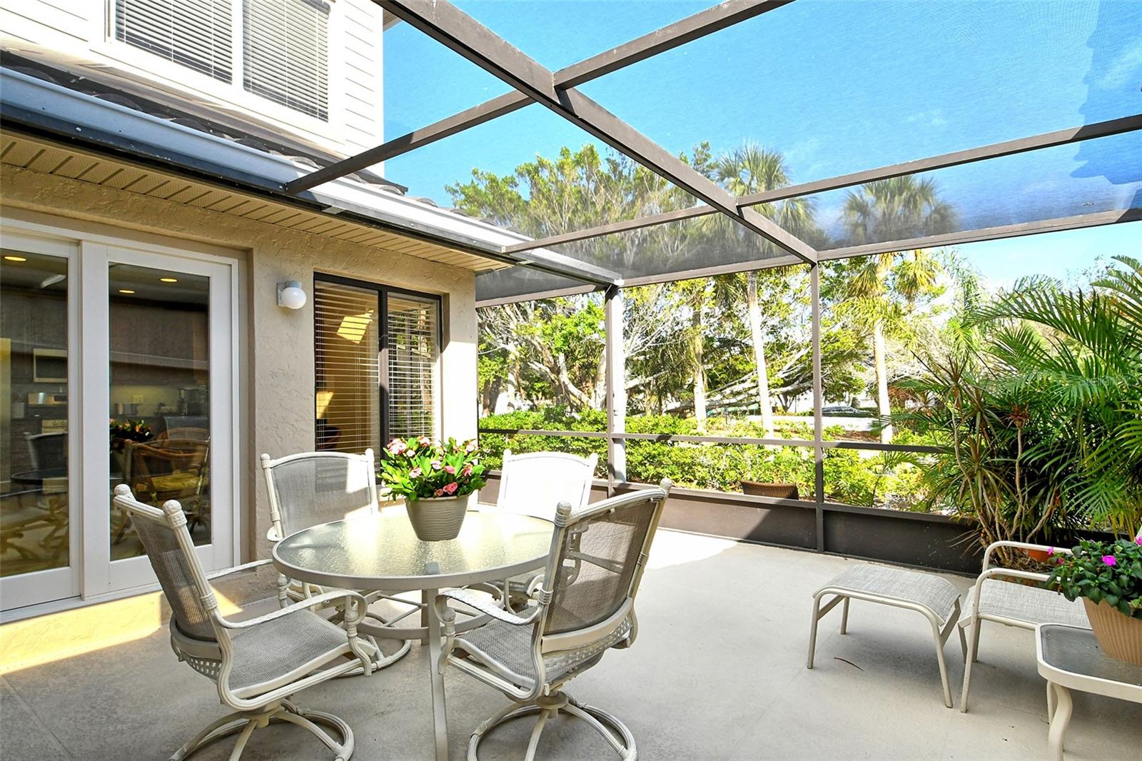 2203 HARBOURSIDE DR
