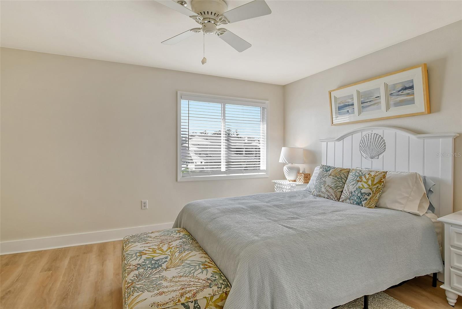 2203 HARBOURSIDE DR