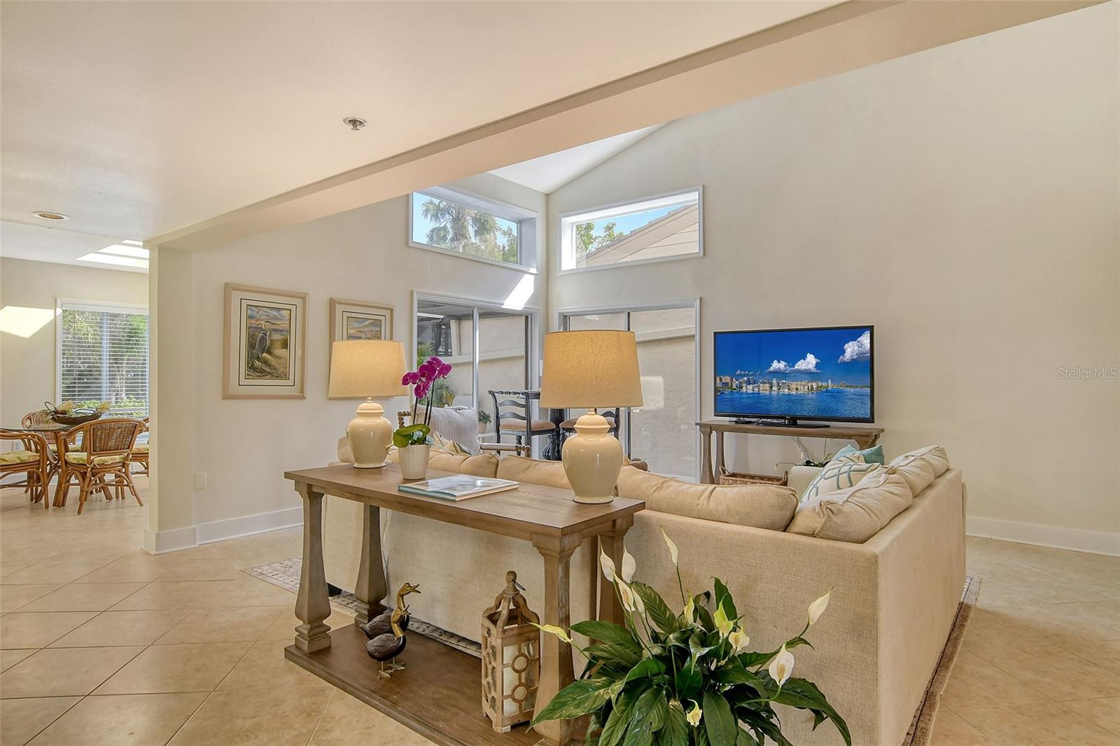 2203 HARBOURSIDE DR