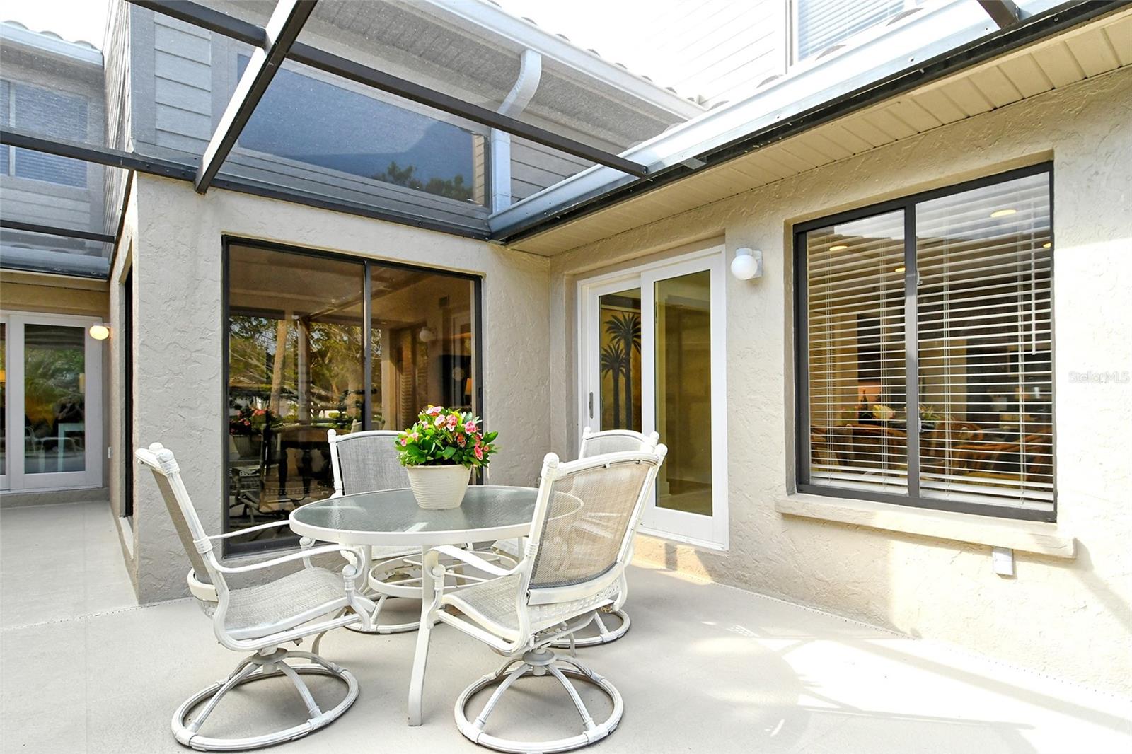 2203 HARBOURSIDE DR