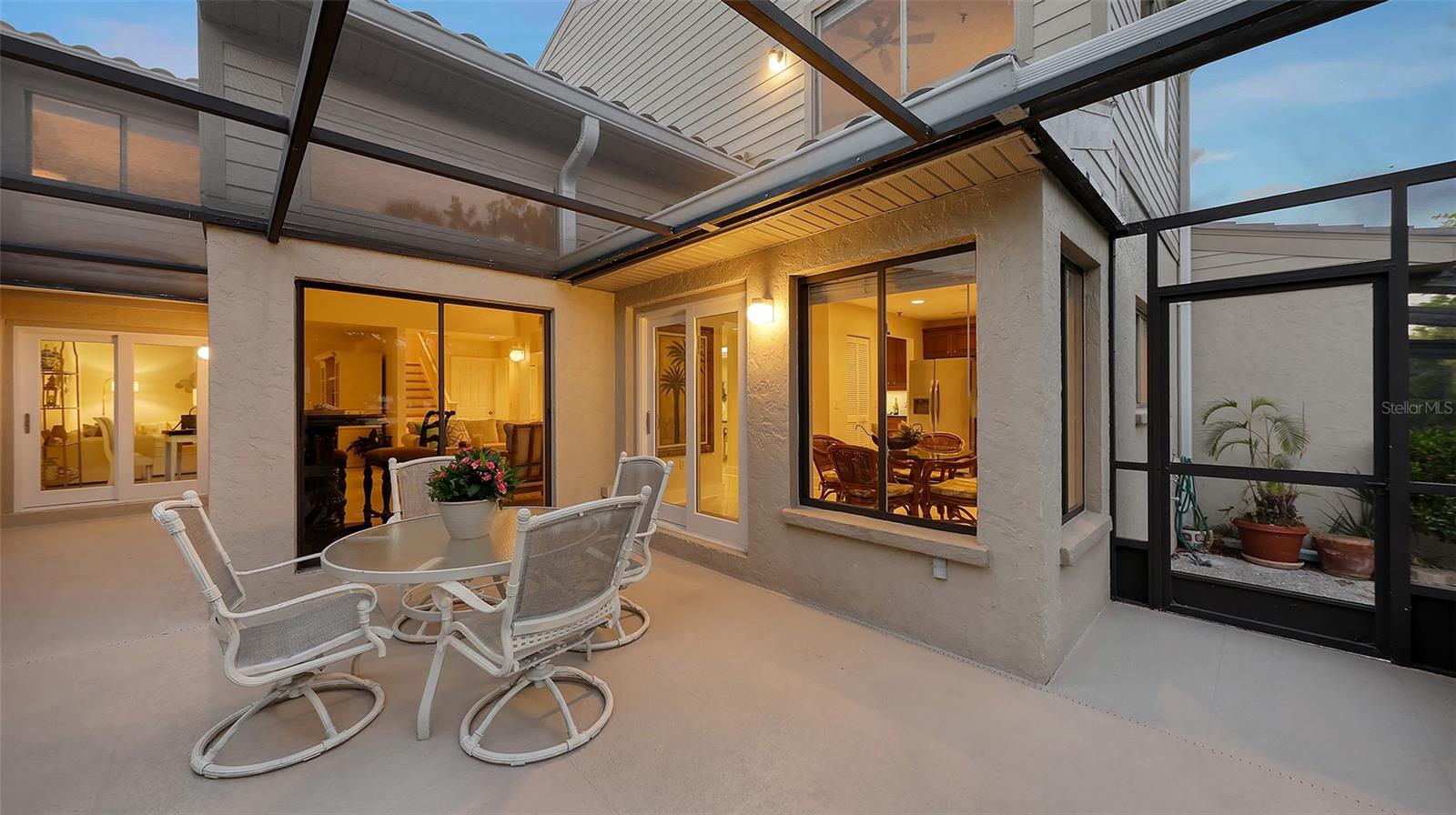 2203 HARBOURSIDE DR