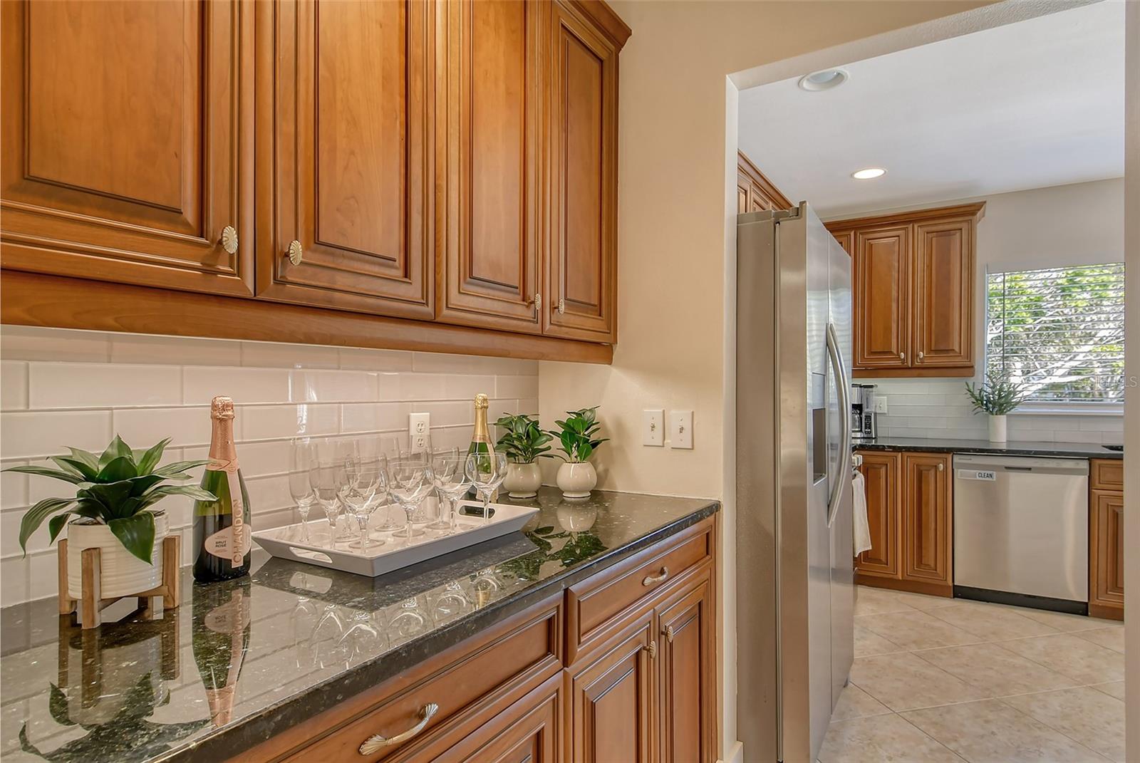 2203 HARBOURSIDE DR
