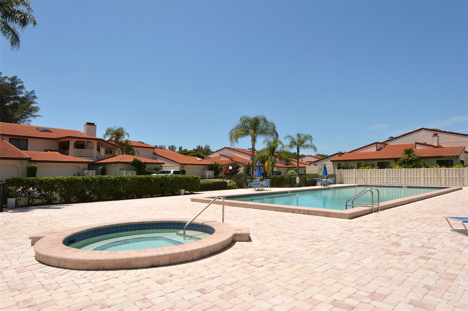 2203 HARBOURSIDE DR