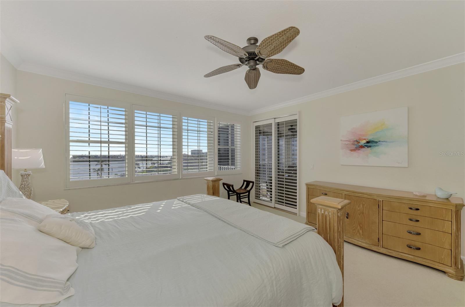 1260 DOLPHIN BAY WAY #402