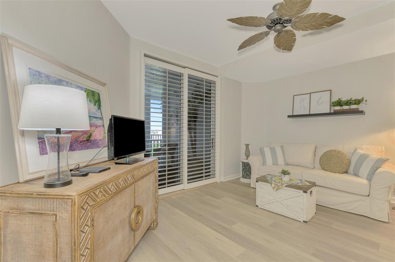 1260 DOLPHIN BAY WAY #402