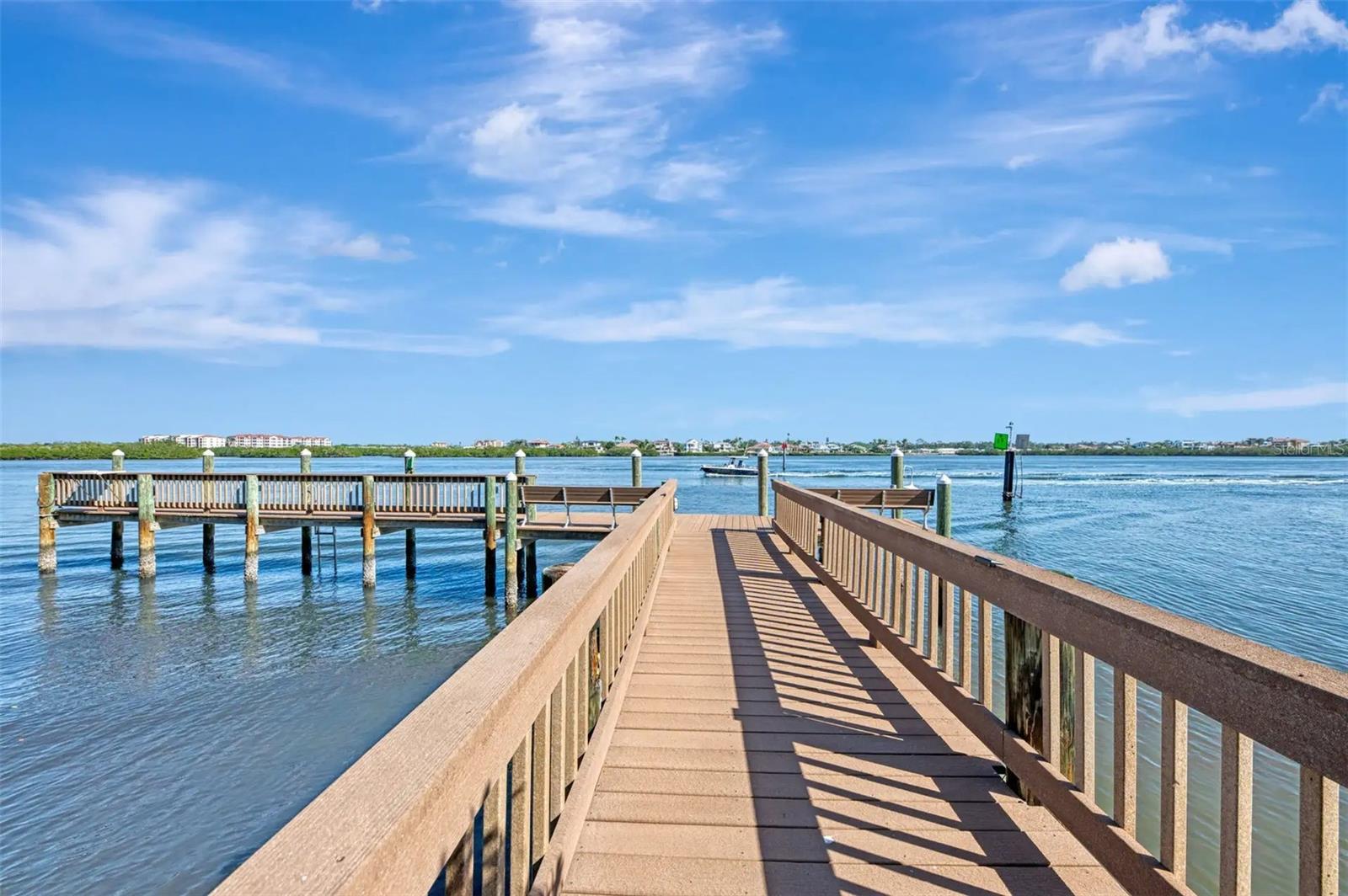 1260 DOLPHIN BAY WAY #402