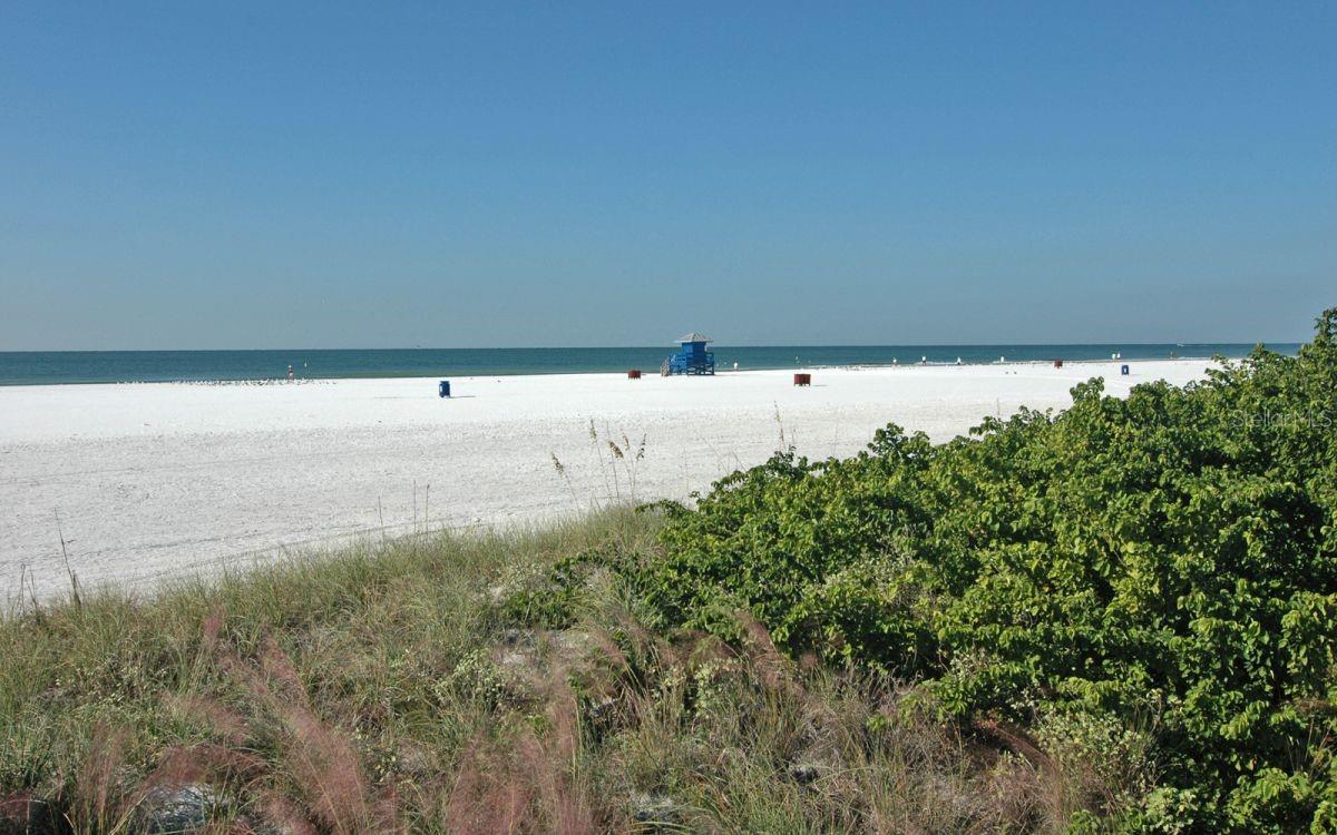 1260 DOLPHIN BAY WAY #402