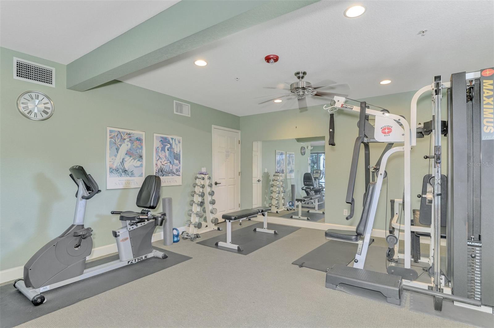 1260 DOLPHIN BAY WAY #402