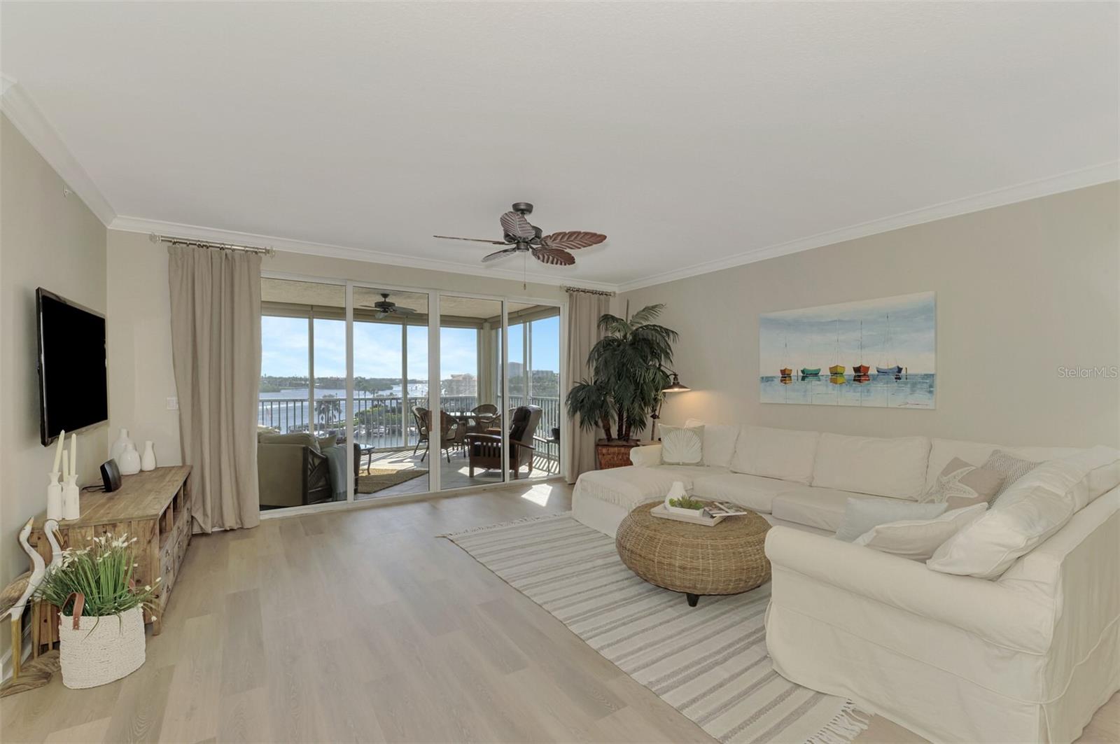 1260 DOLPHIN BAY WAY #402