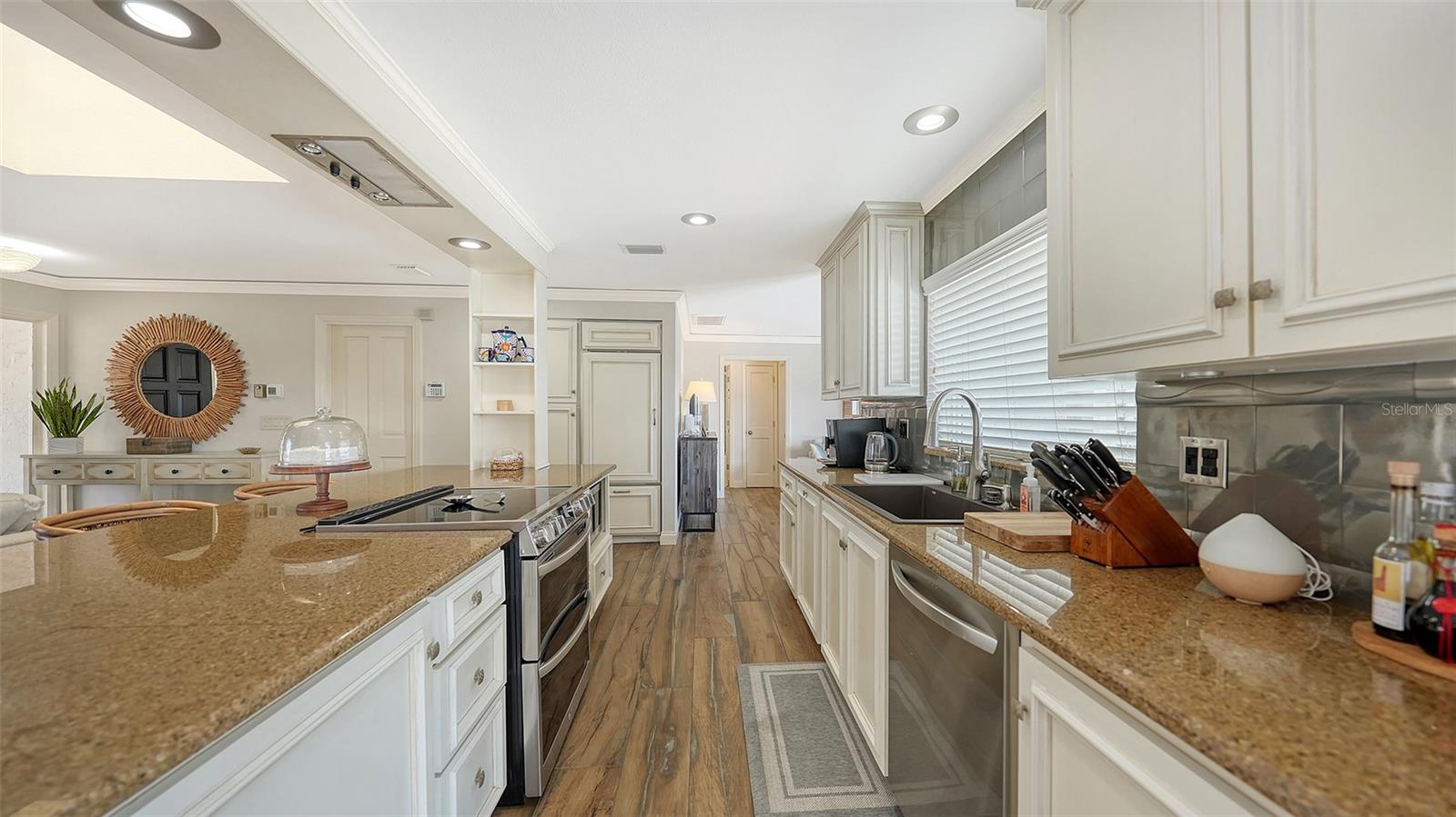 3858 CASEY KEY