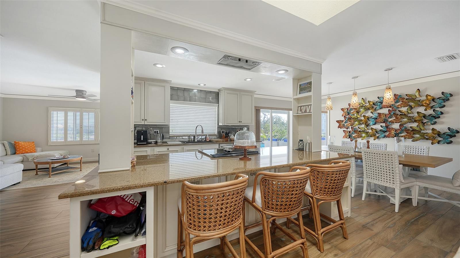 3858 CASEY KEY