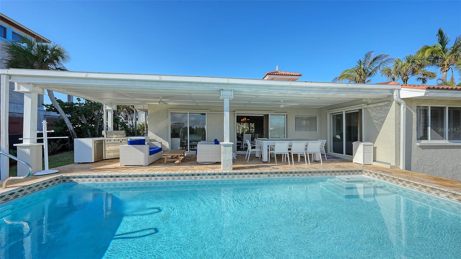 3858 CASEY KEY