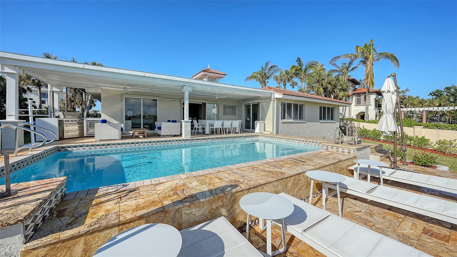 3858 CASEY KEY