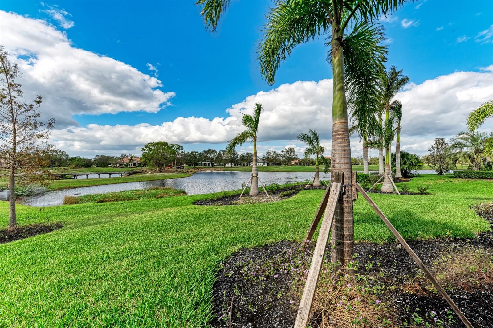 3761 FOUNDERS CLUB DR