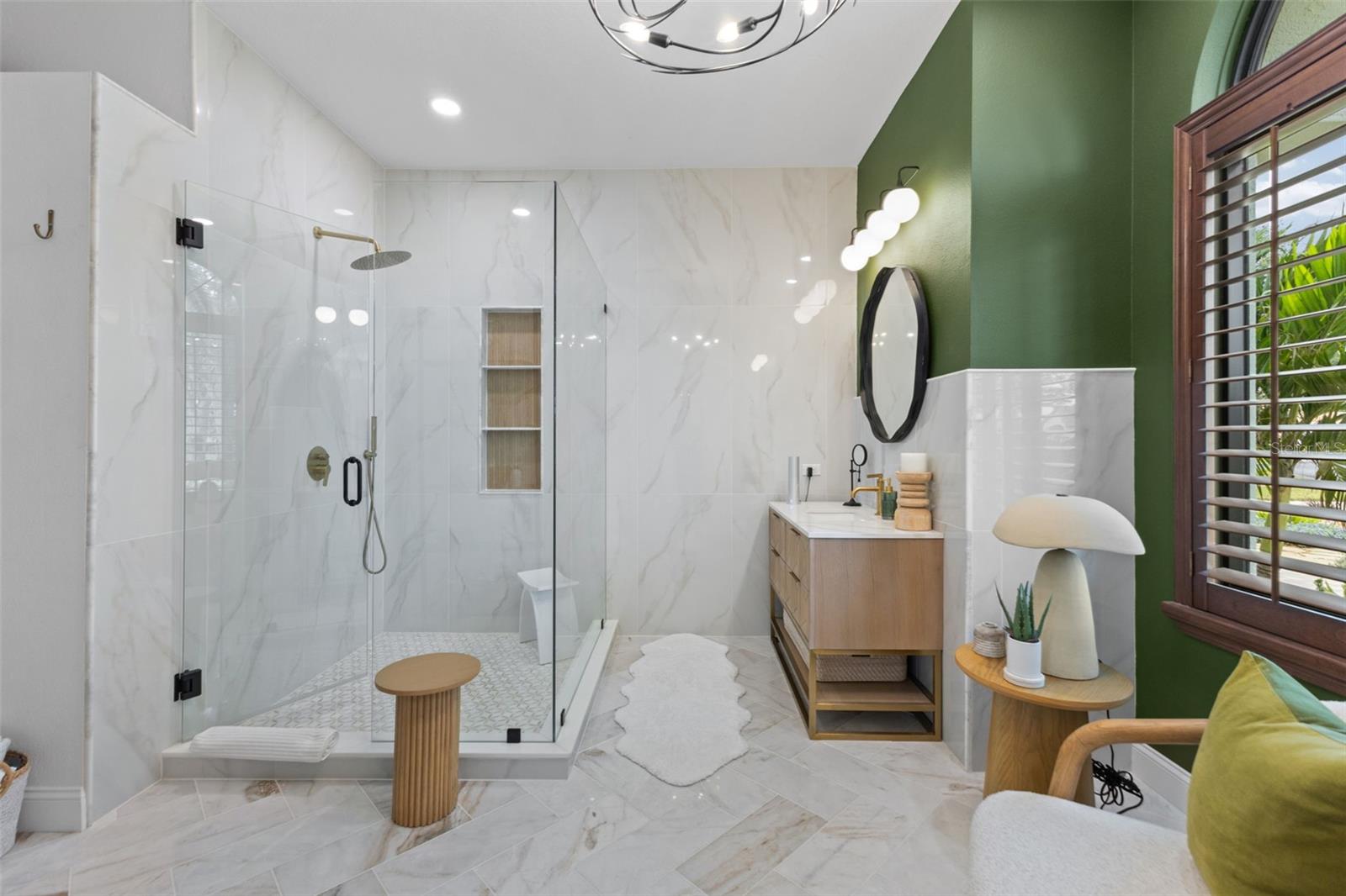 463 SHERBROOKE CT