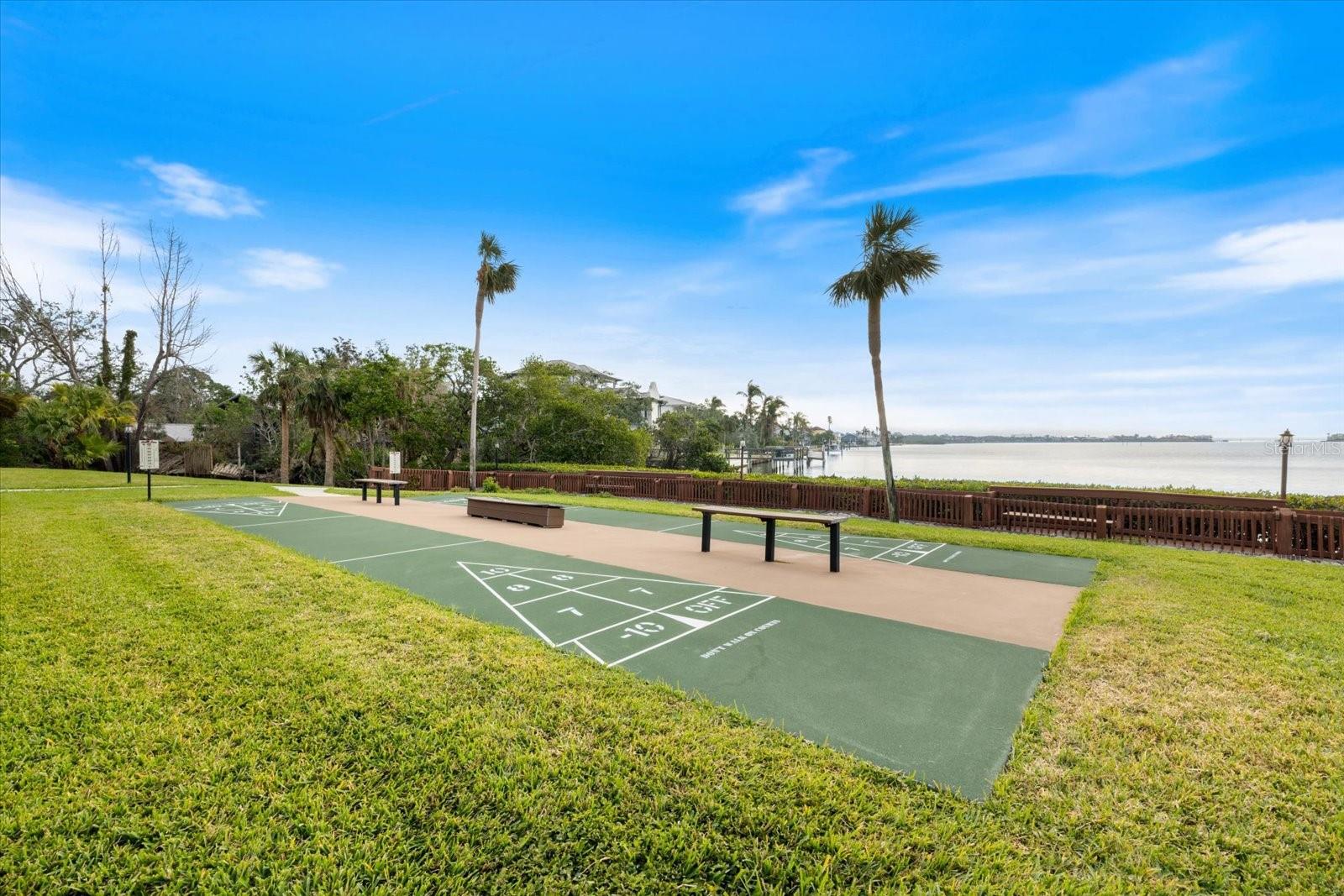 1610 STICKNEY POINT RD #101