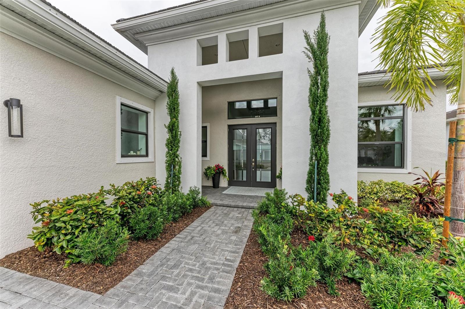 9048 BERNINI PL