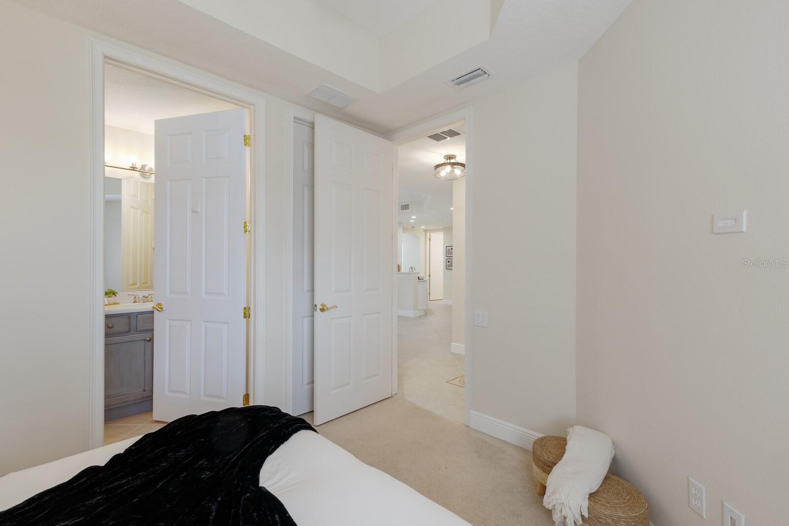 6409 MOORINGS POINT CIR #102