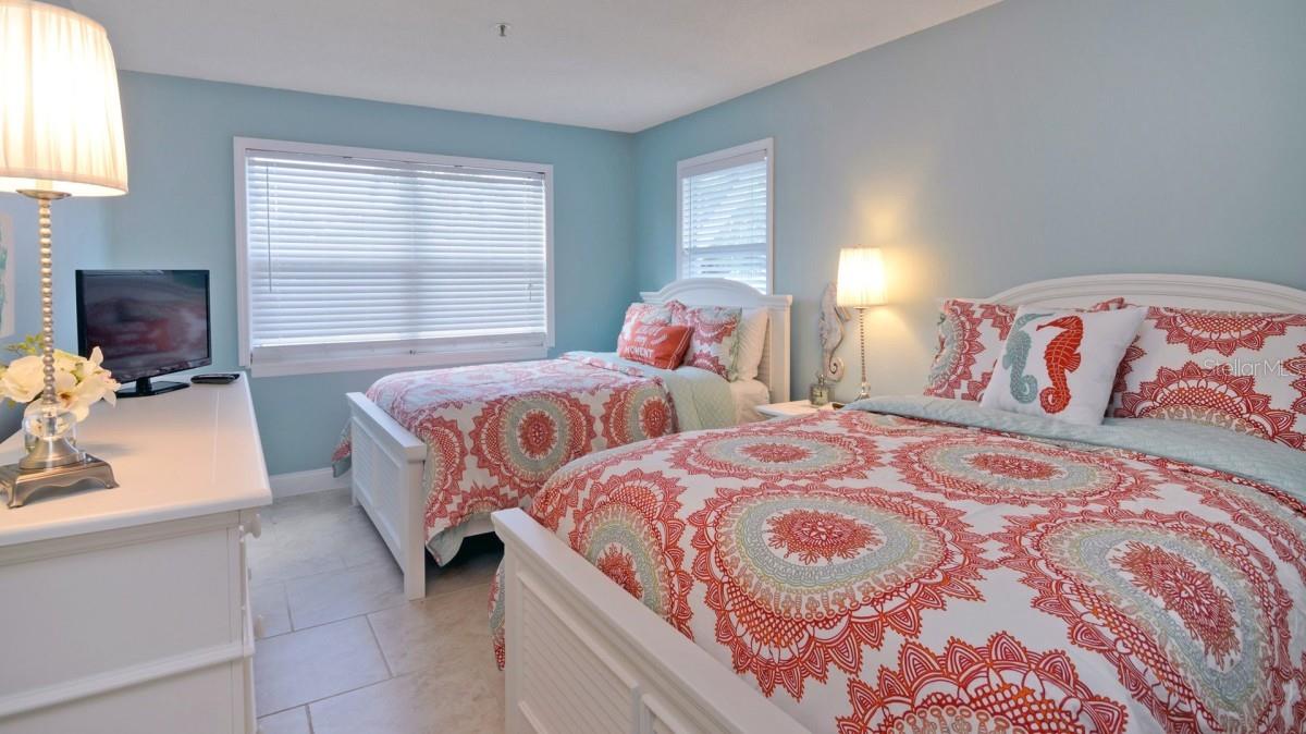 1228 SIESTA BAYSIDE DR #1228-C