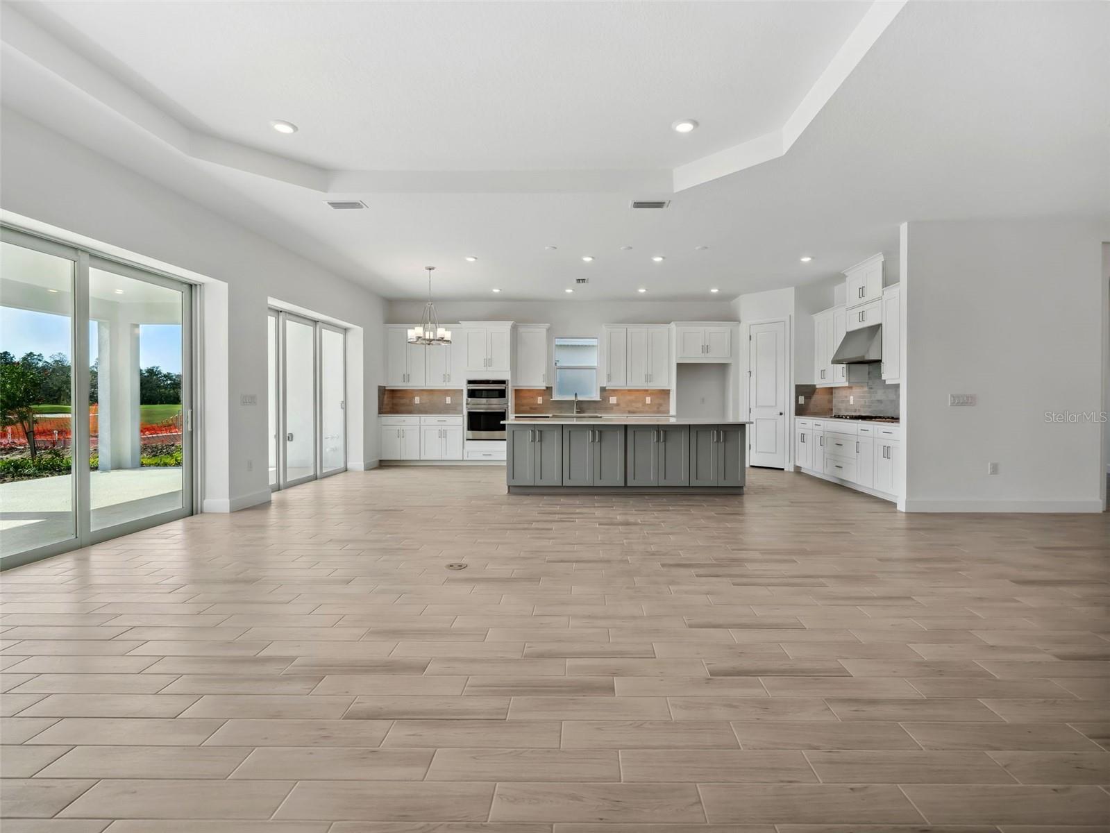 15610 SAN LAZZARO AVE