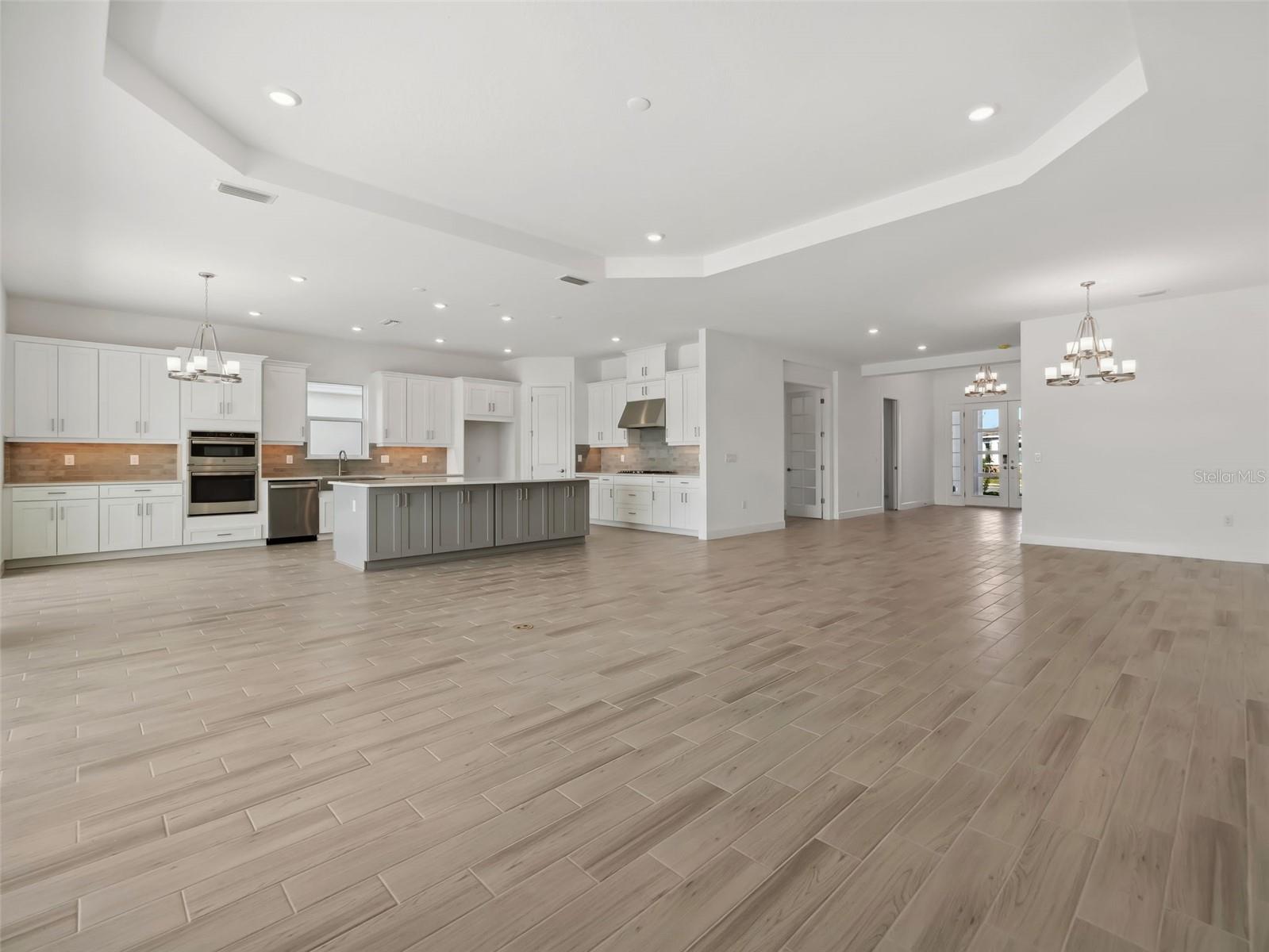 15610 SAN LAZZARO AVE