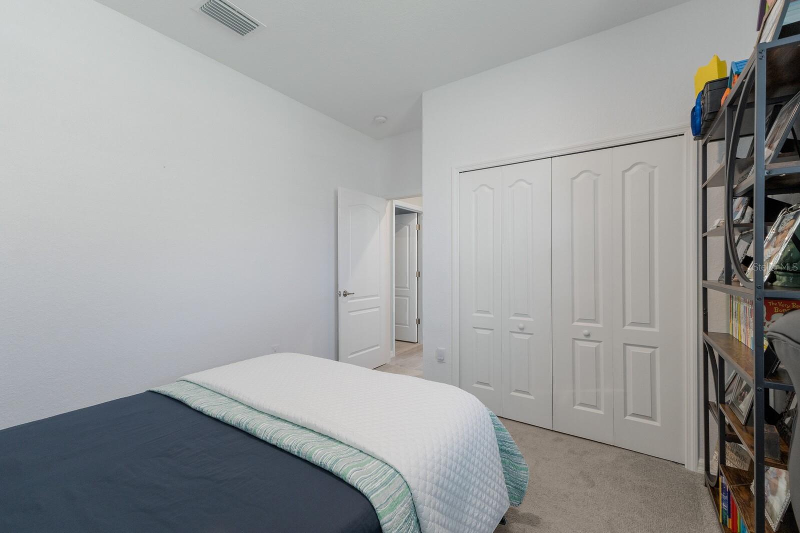 11815 BLUEBIRD PL