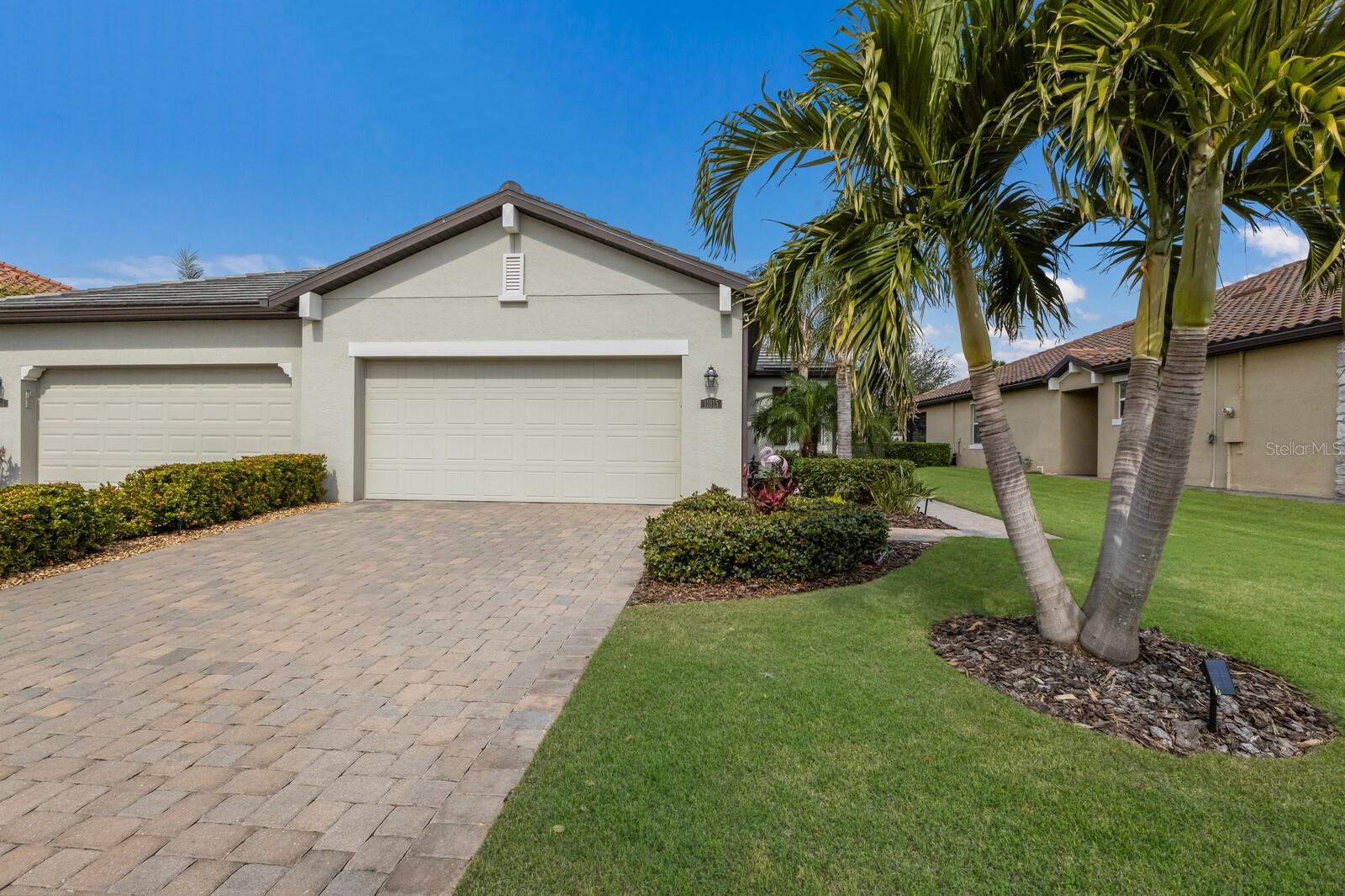 11815 BLUEBIRD PL