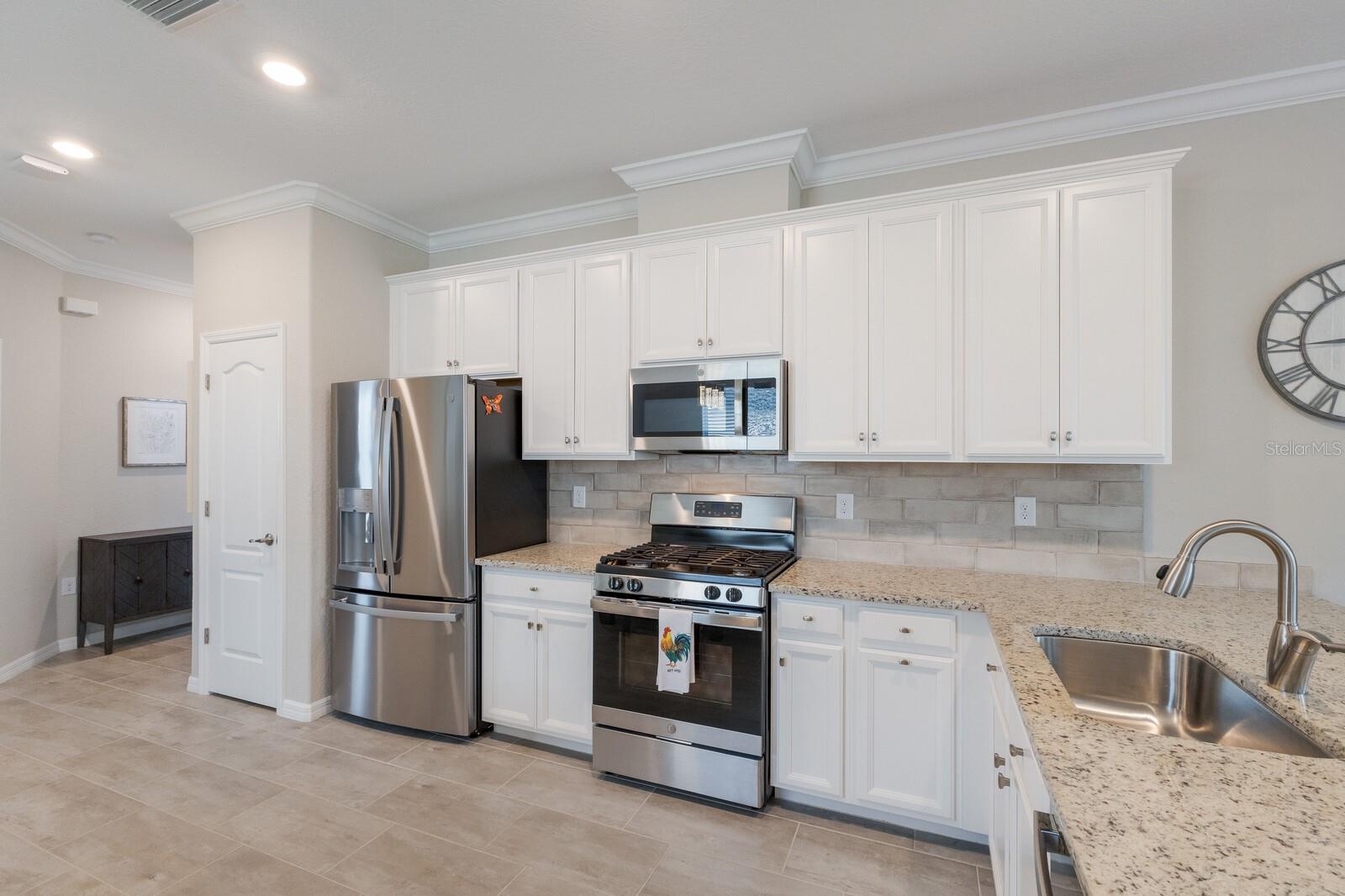 11815 BLUEBIRD PL