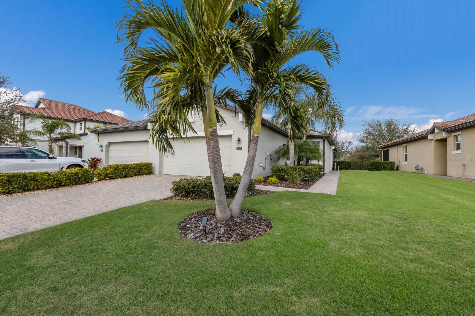 11815 BLUEBIRD PL