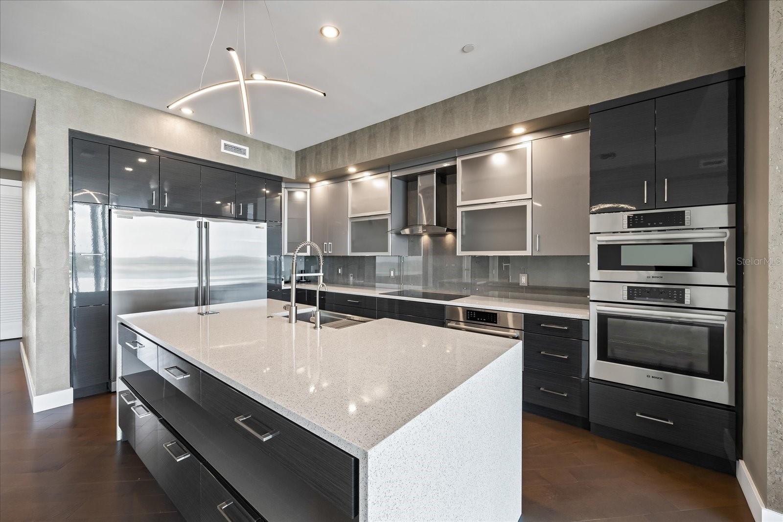 1155 N GULFSTREAM AVE #1709