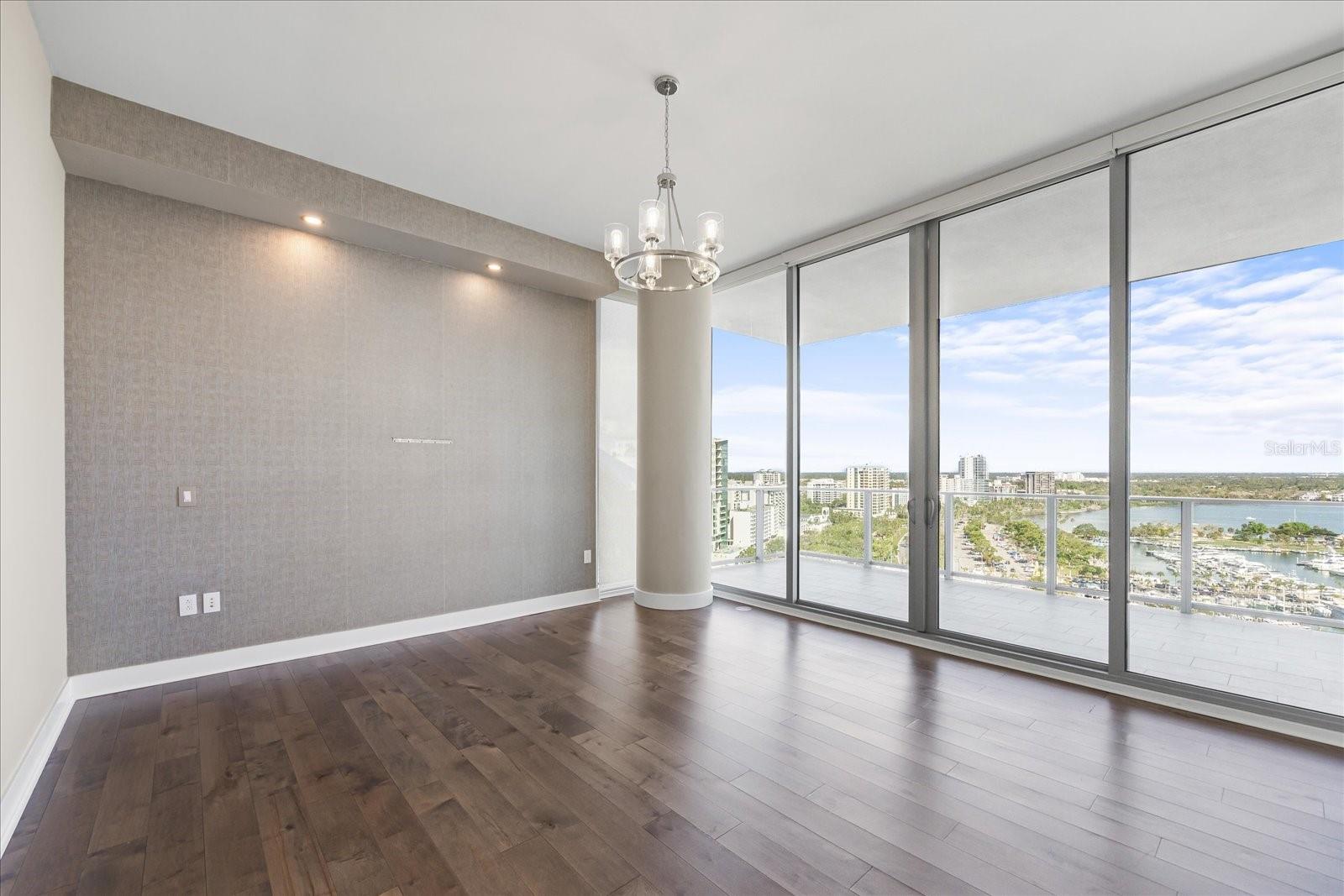1155 N GULFSTREAM AVE #1709