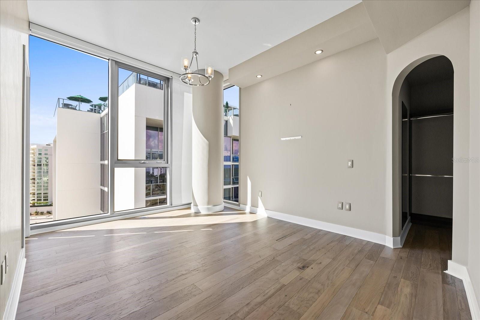 1155 N GULFSTREAM AVE #1709