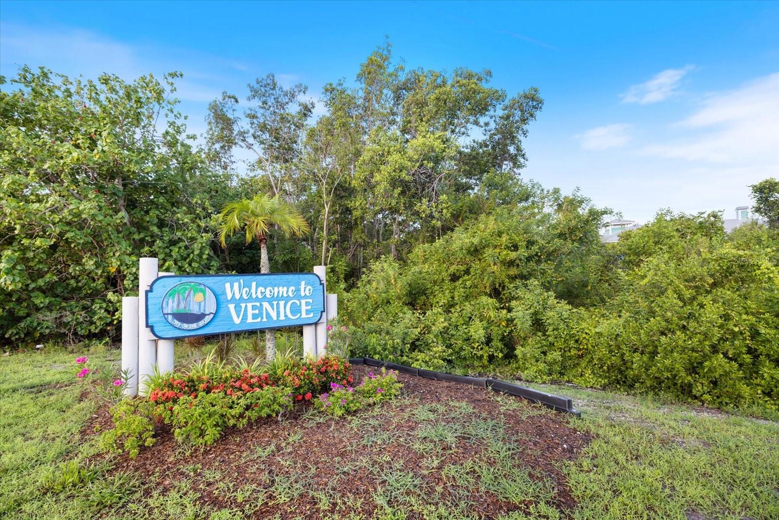 645 PALMETTO DR