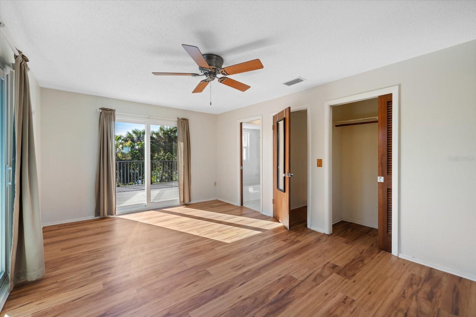 645 PALMETTO DR