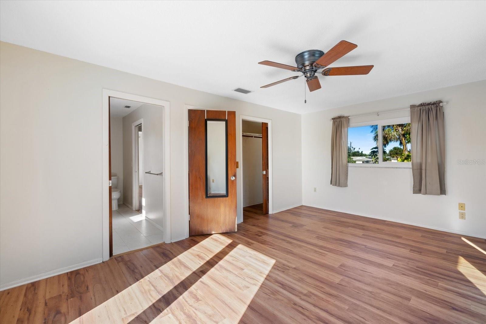 645 PALMETTO DR