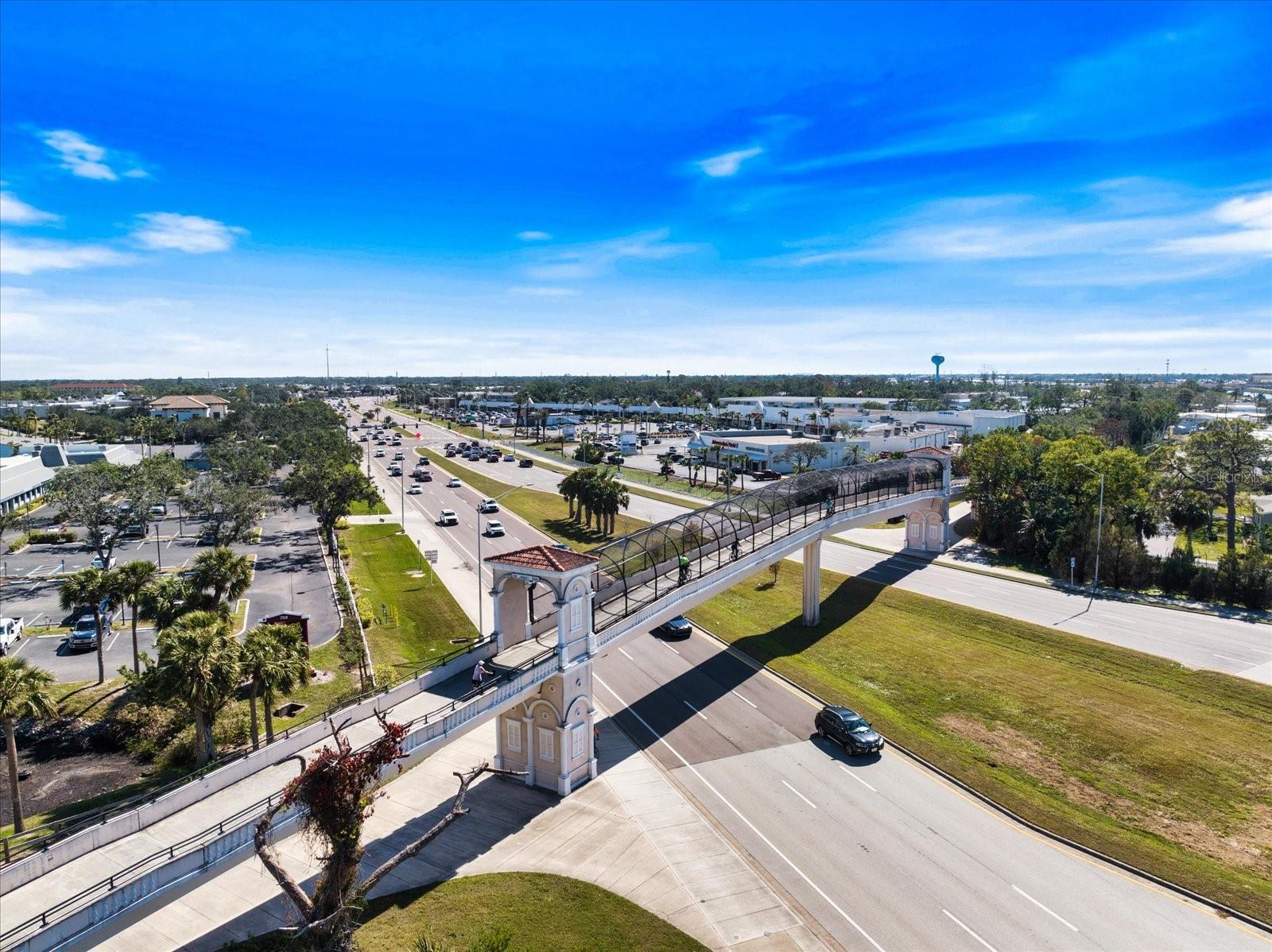 645 PALMETTO DR