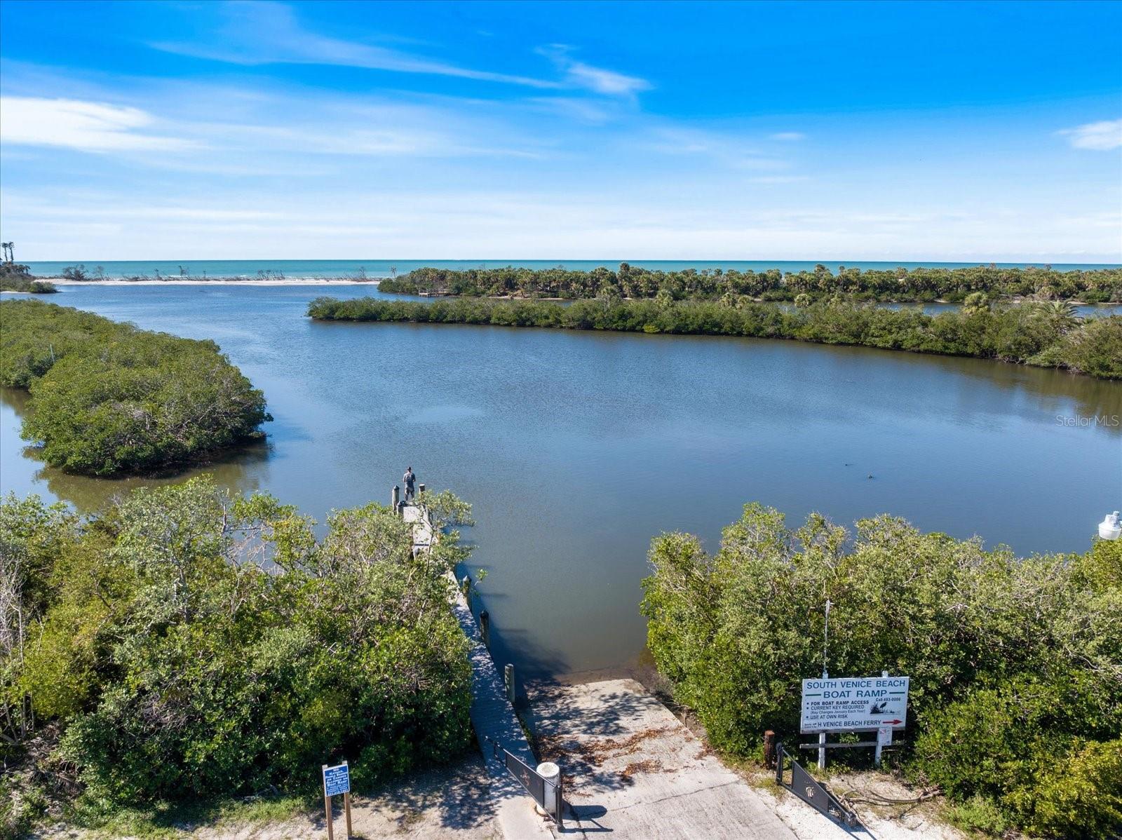 645 PALMETTO DR