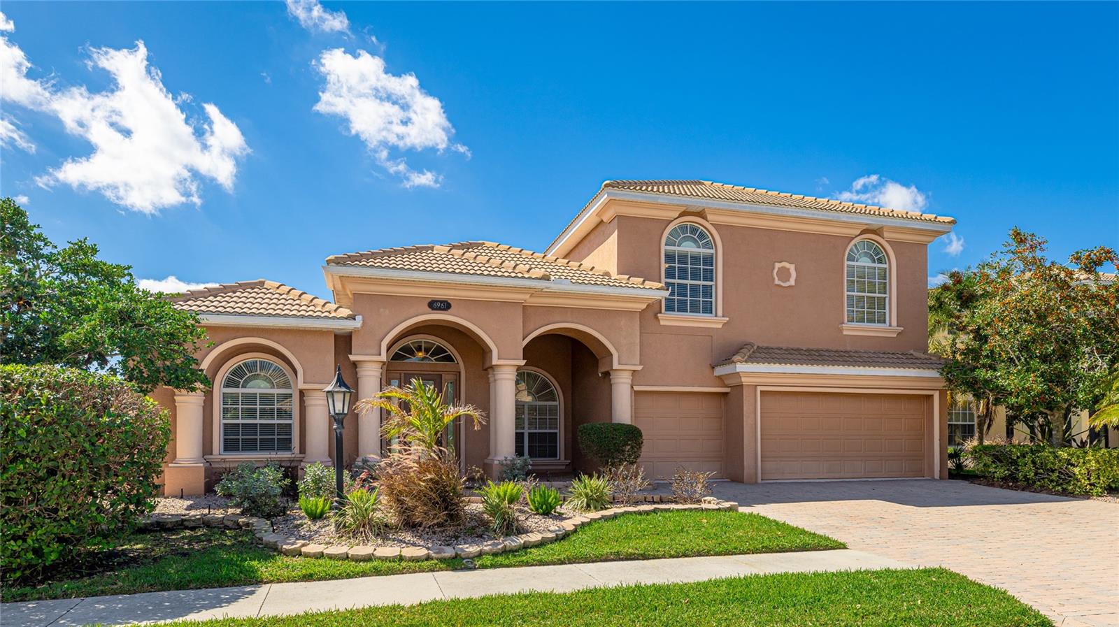 6961 SCRUB JAY DR