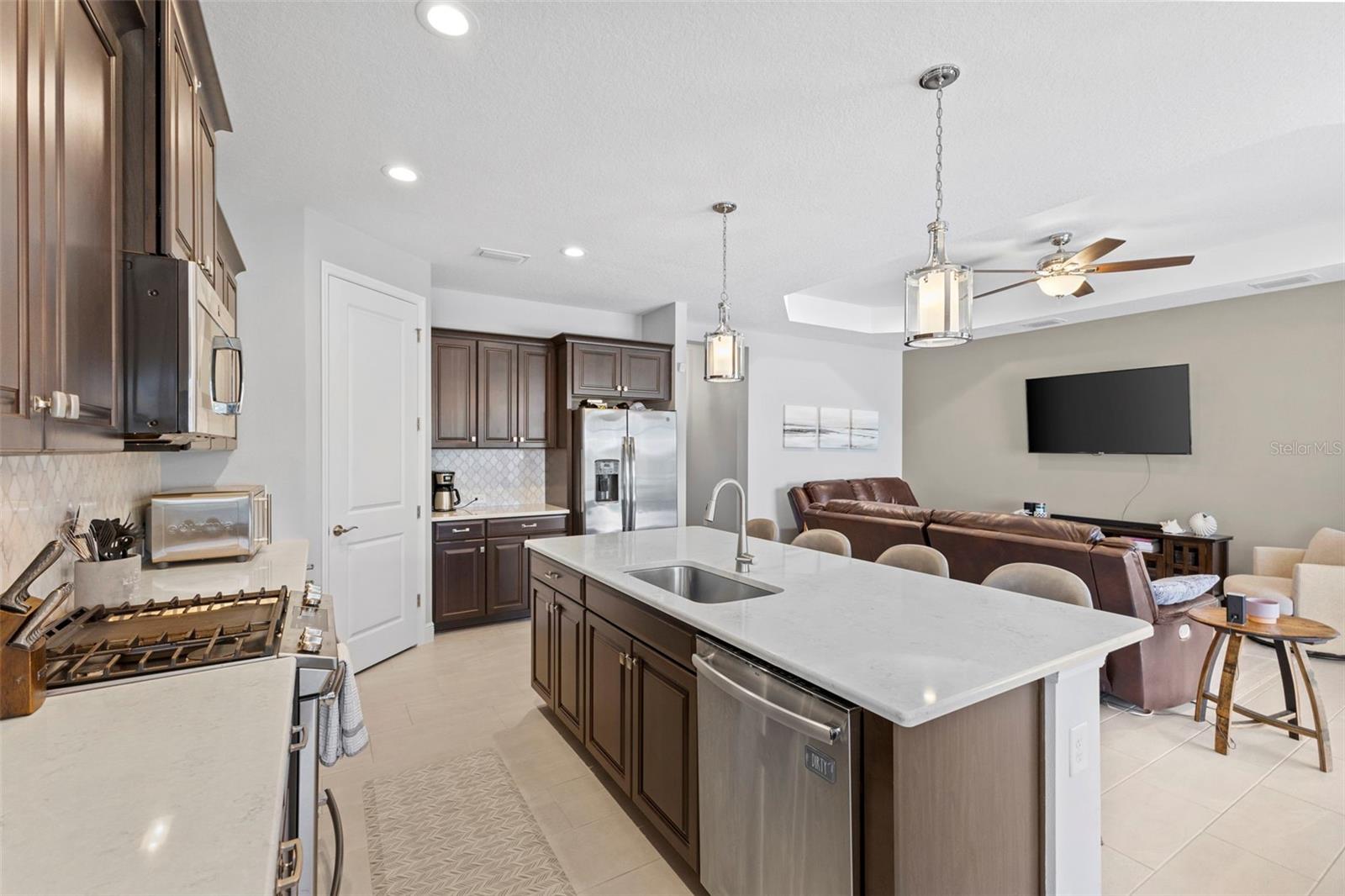 220 CASSANO DR