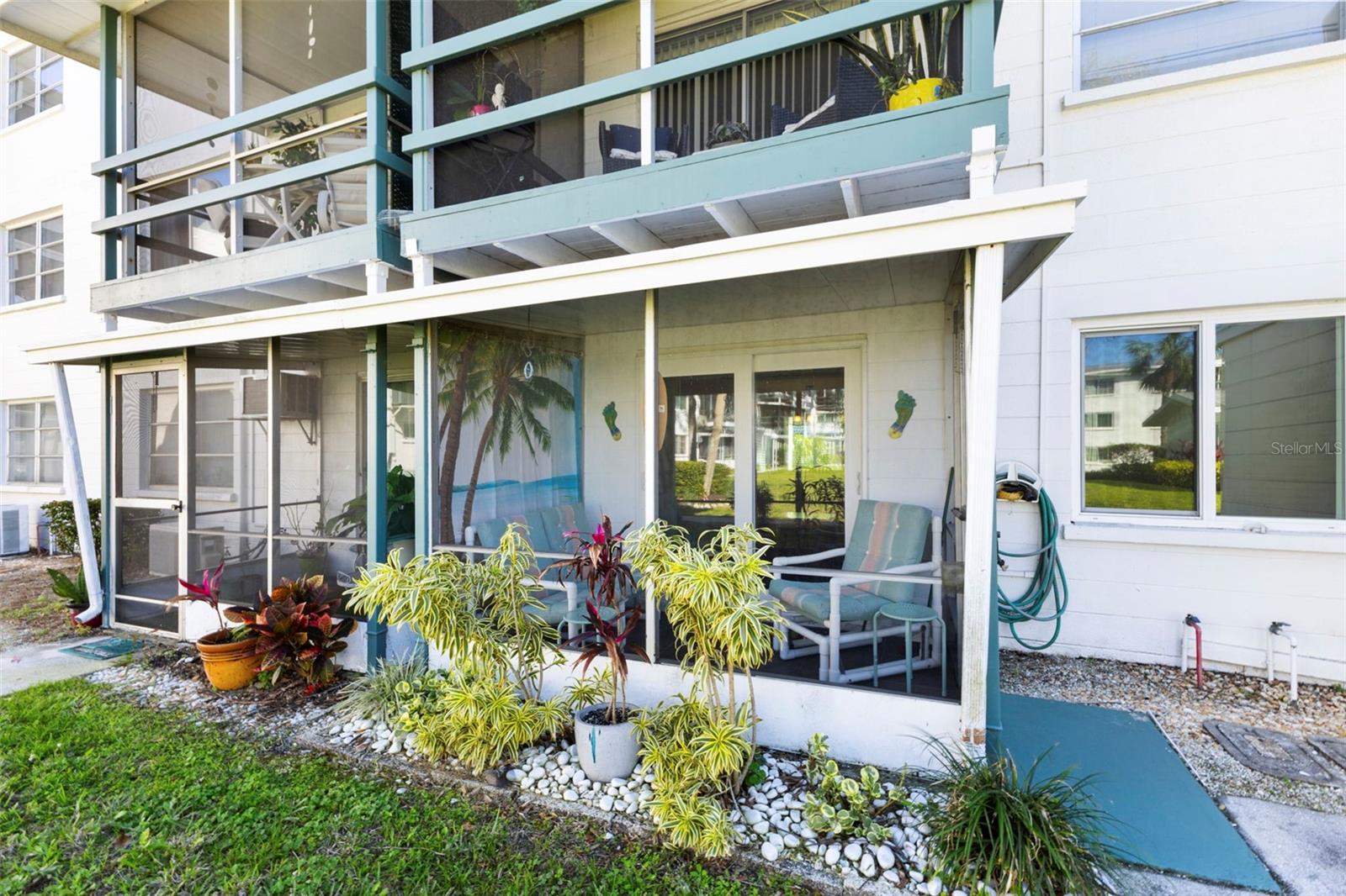 1807 SUNNY DR #E4
