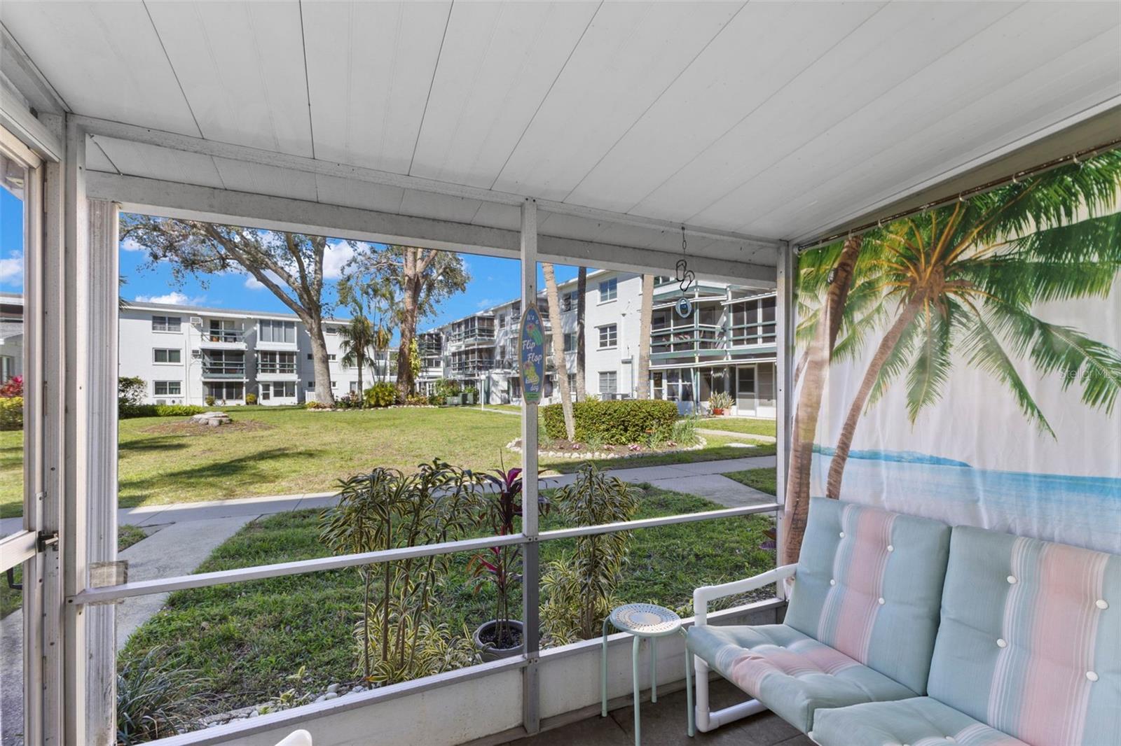1807 SUNNY DR #E4