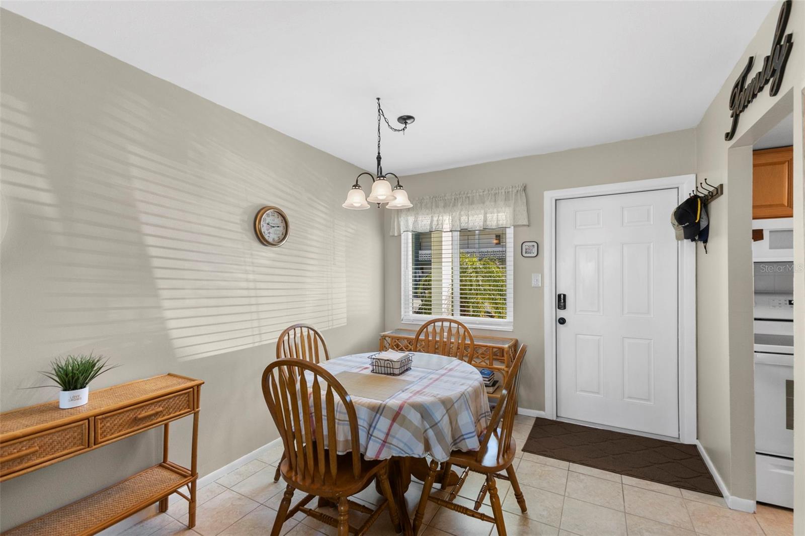 1807 SUNNY DR #E4