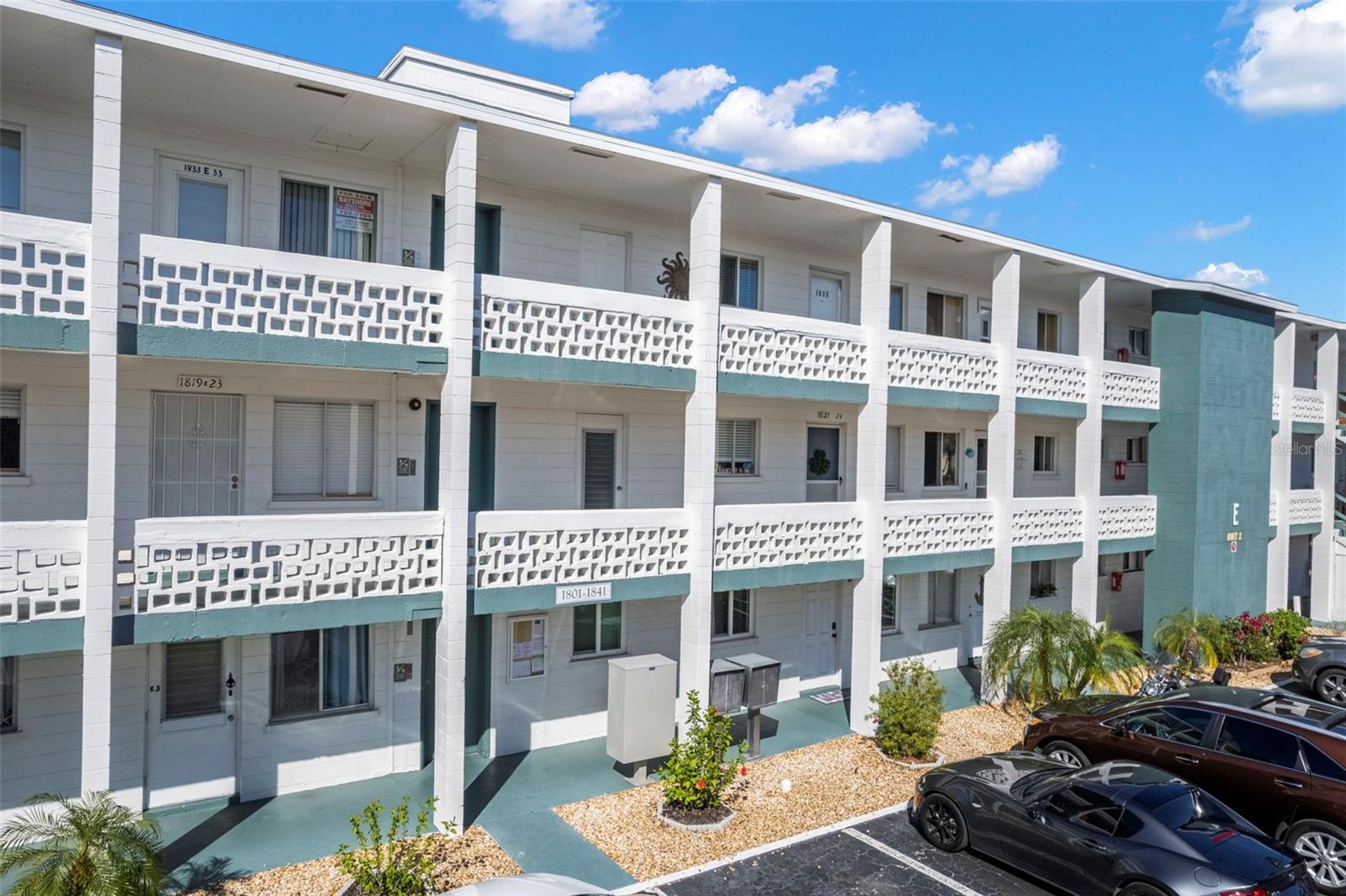 1807 SUNNY DR #E4