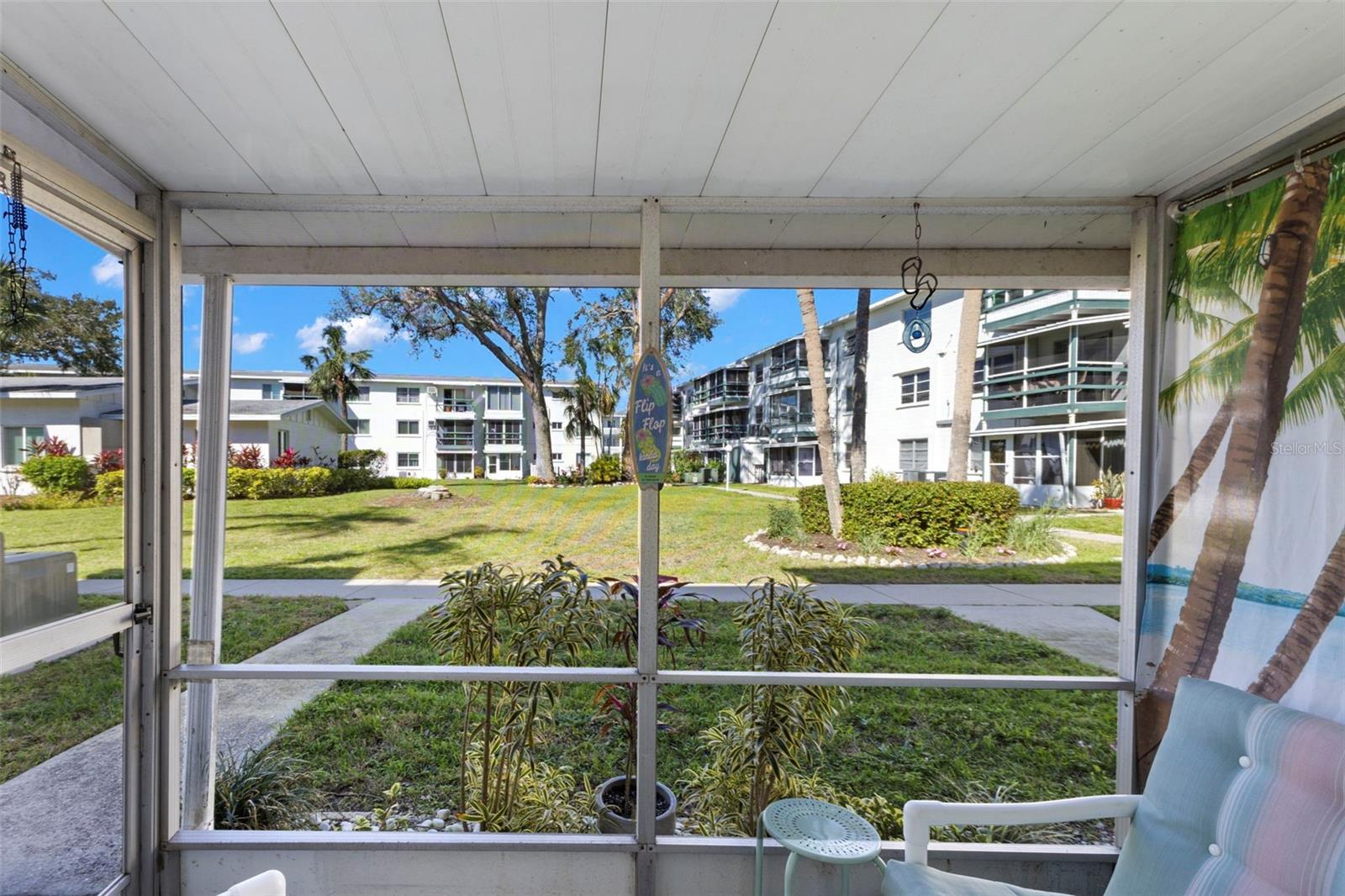 1807 SUNNY DR #E4