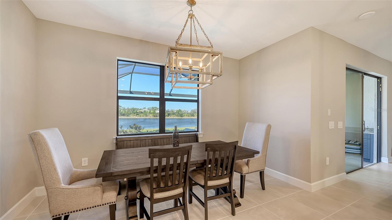 6144 BAYWOOD CT