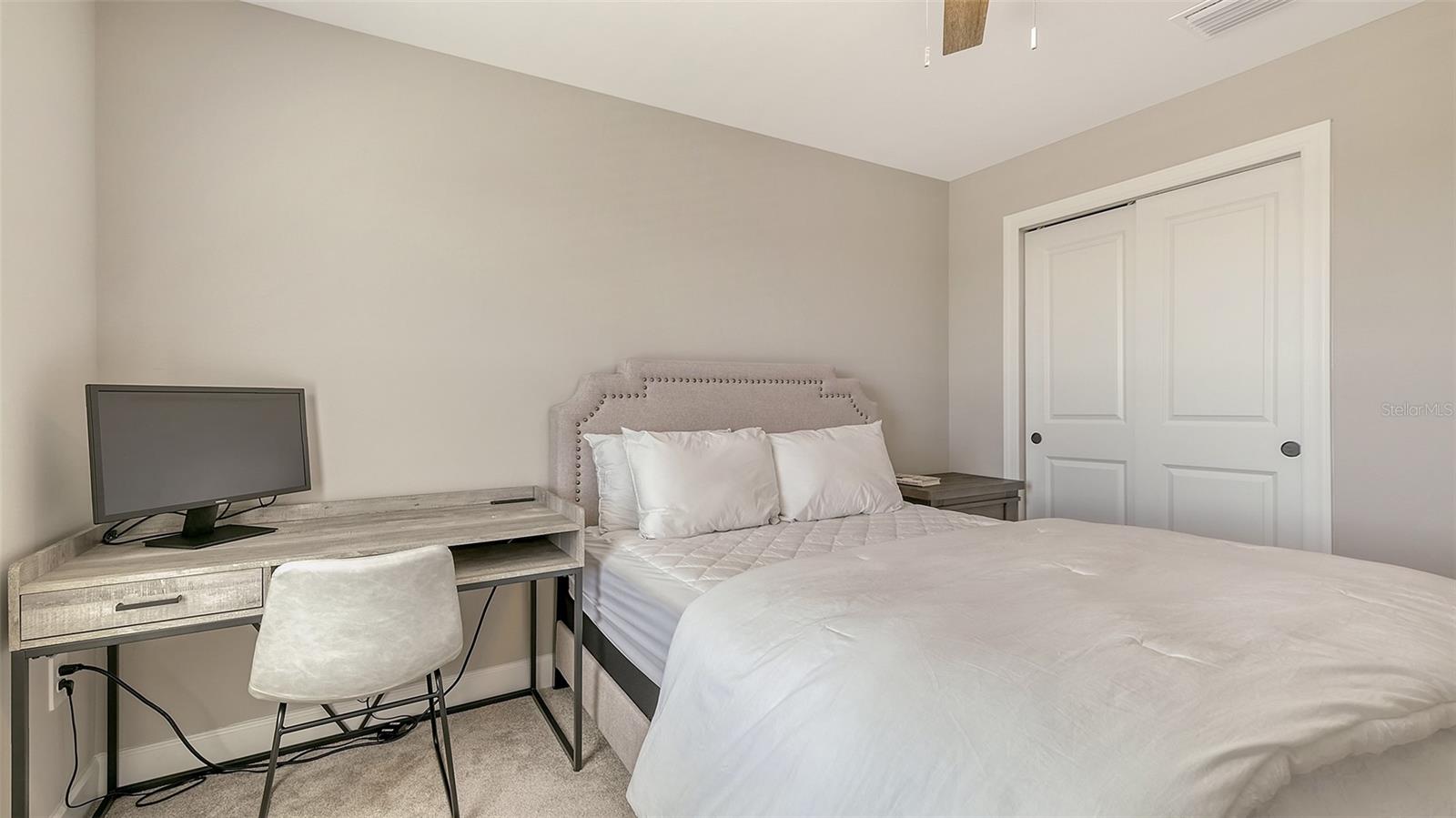 6144 BAYWOOD CT