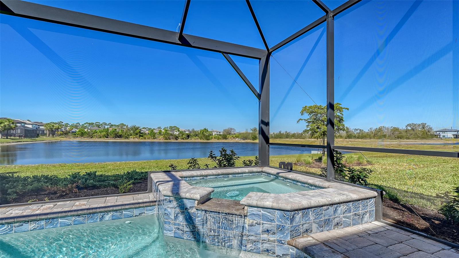 6144 BAYWOOD CT