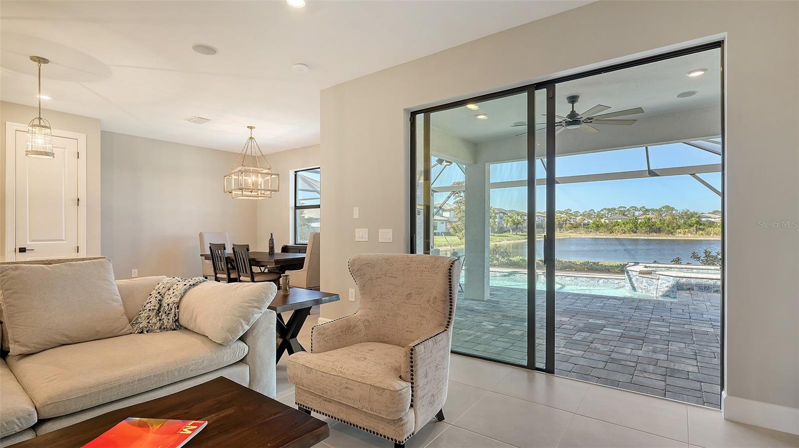 6144 BAYWOOD CT