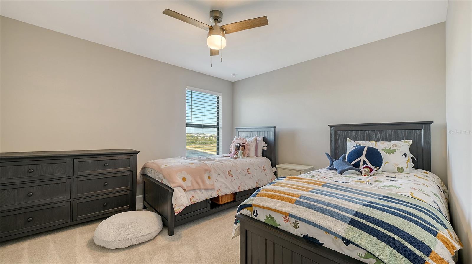 6144 BAYWOOD CT