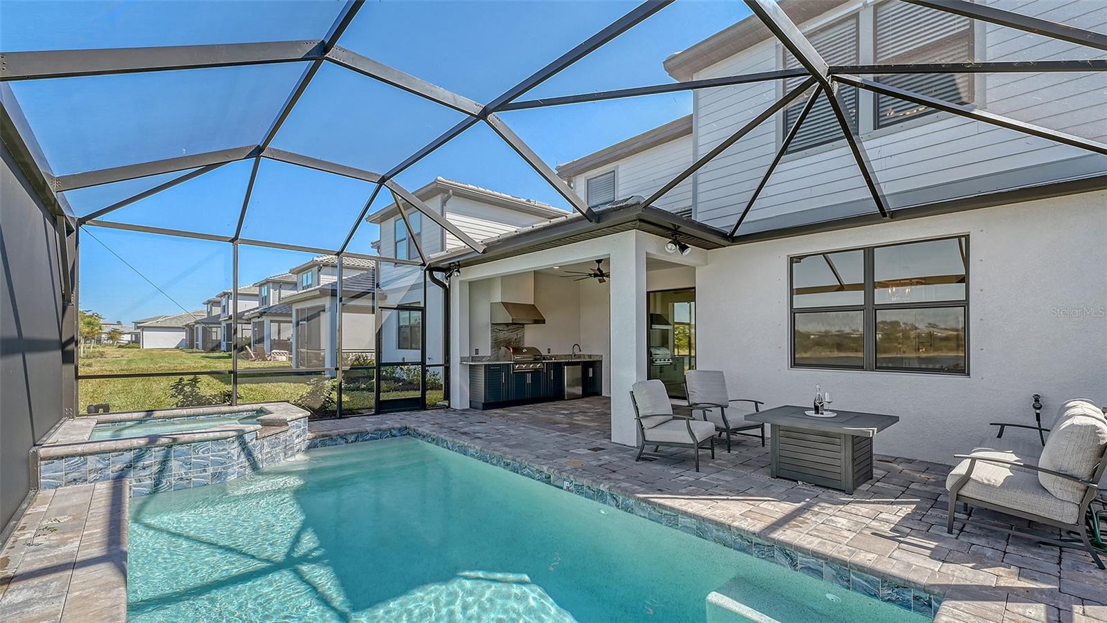 6144 BAYWOOD CT
